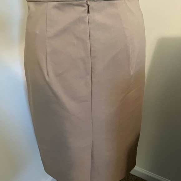 Theory size 6 Khaki Pencil Skirt - Picture 8 of 11